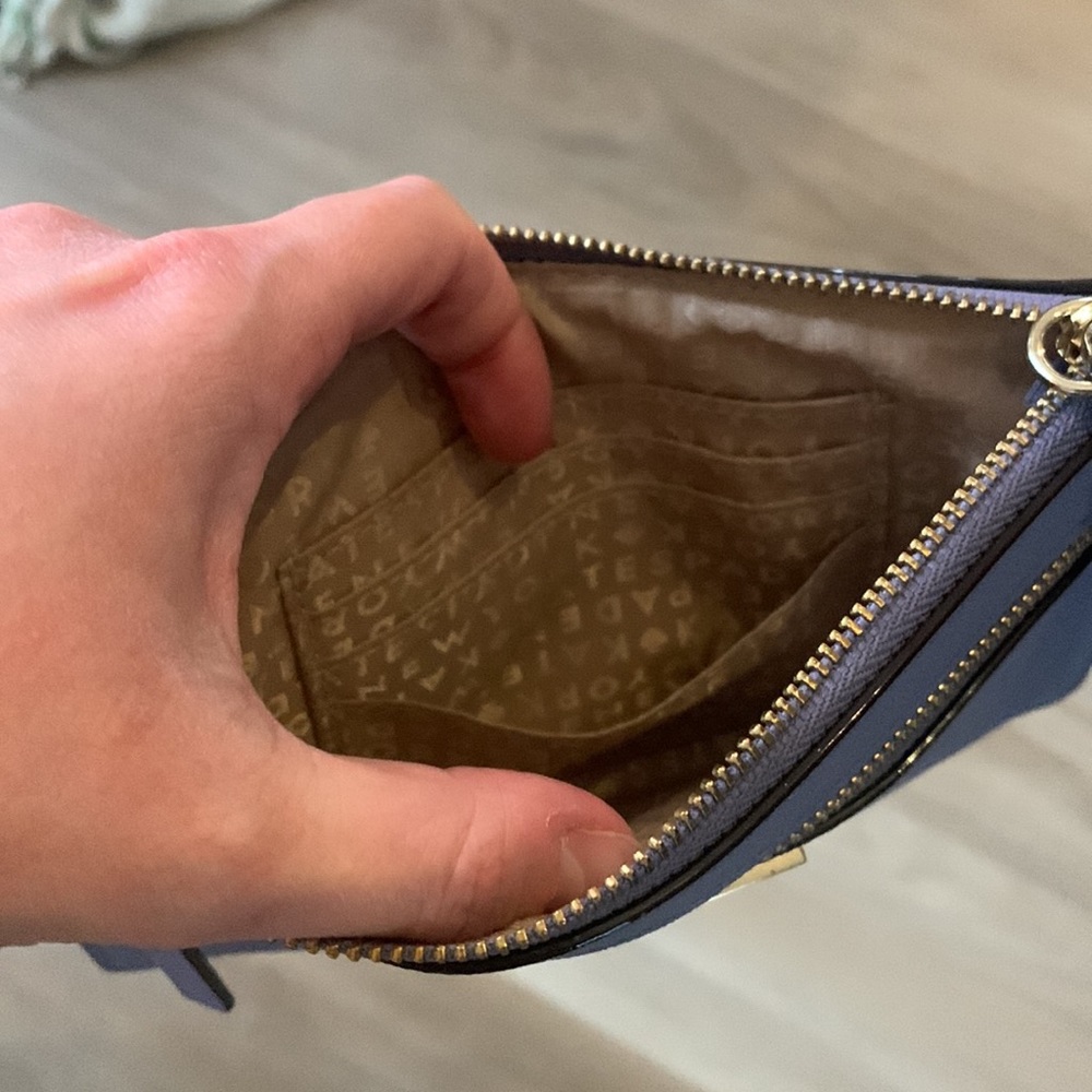 KATE SPADE Wristlet - Picture 3 of 5
